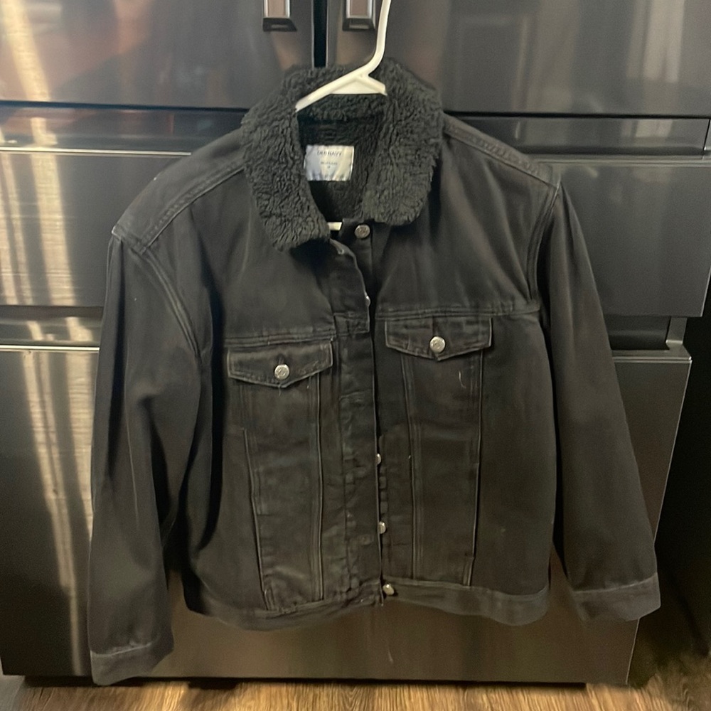 Old Navy Black Jean Jacket. NEVER WORN.